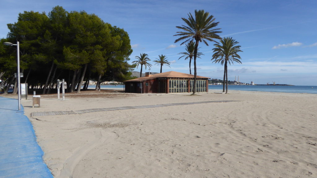 Balneario playa de Alcúdia|Terrazas playa de Alcúdia